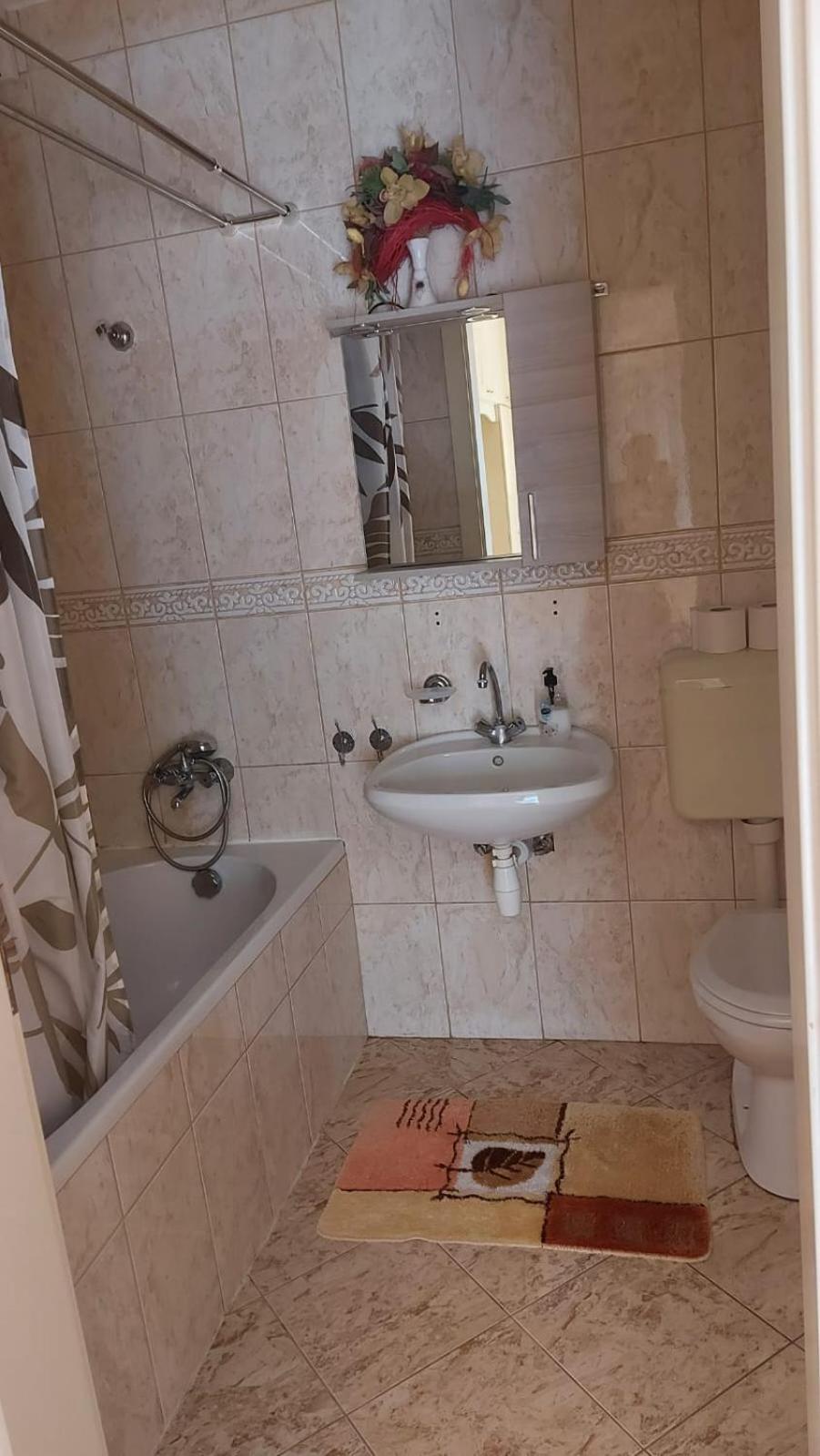 David Apartman Gyula Habitación foto